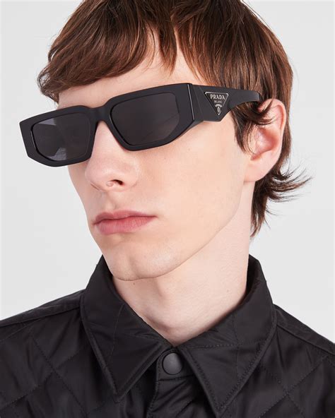 prada male sunglasses